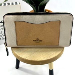 Coach Cream and Tan Zipper Wallet